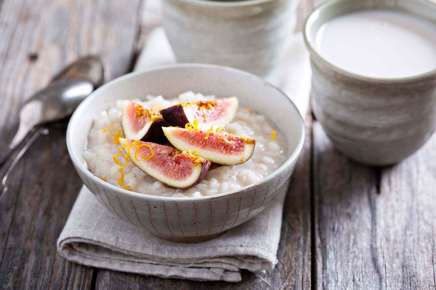 Rice pudding with vanilla and fresh figs