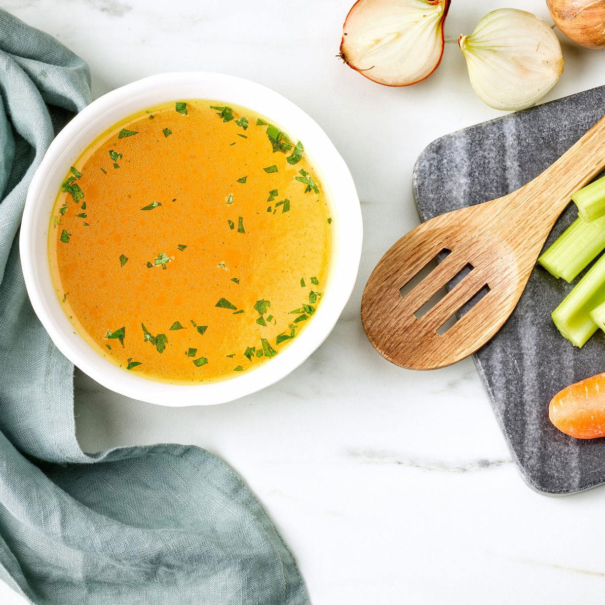 Bio Gemüsebrühe mit 51% Gemüseanteil (225g)